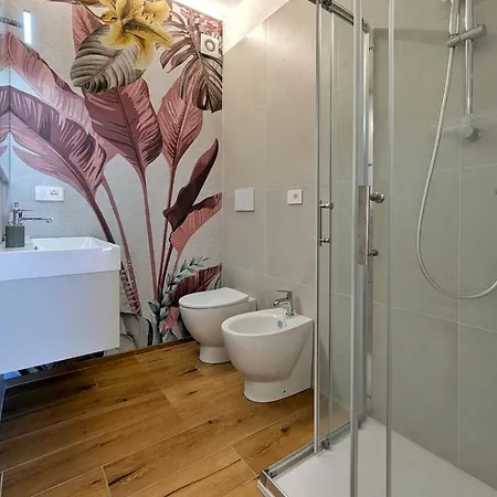 Downtown Design Wi-fi Ac Elevator In The House * Porto San Giorgio