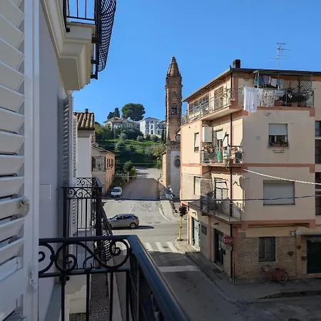 Appartamento Downtown Design Wi-fi Ac Elevator In The House Porto San Giorgio
