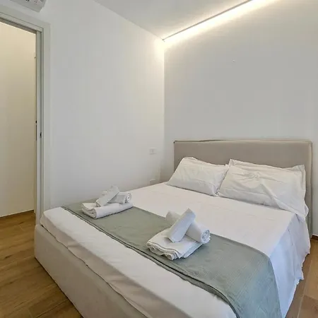 Downtown Design Wi-fi Ac Elevator In The House * Porto San Giorgio